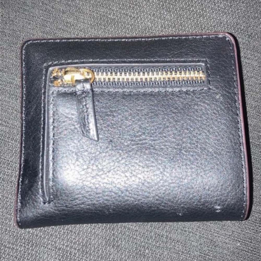 Fossil Wallet - image 2